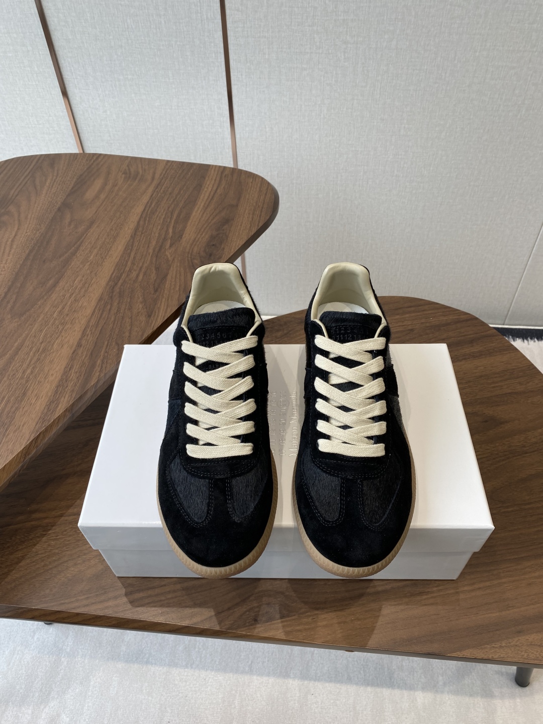 Maison Margiela MM6 Ink Graft Canvas Sneakers: German Design, Comfortable and Stylish Leisure Shoes - 图片 2