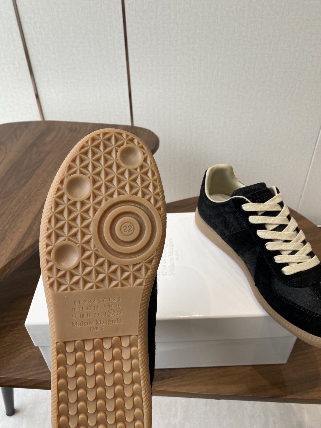 Maison Margiela MM6 Ink Graft Canvas Sneakers: German Design, Comfortable and Stylish Leisure Shoes - 图片 9