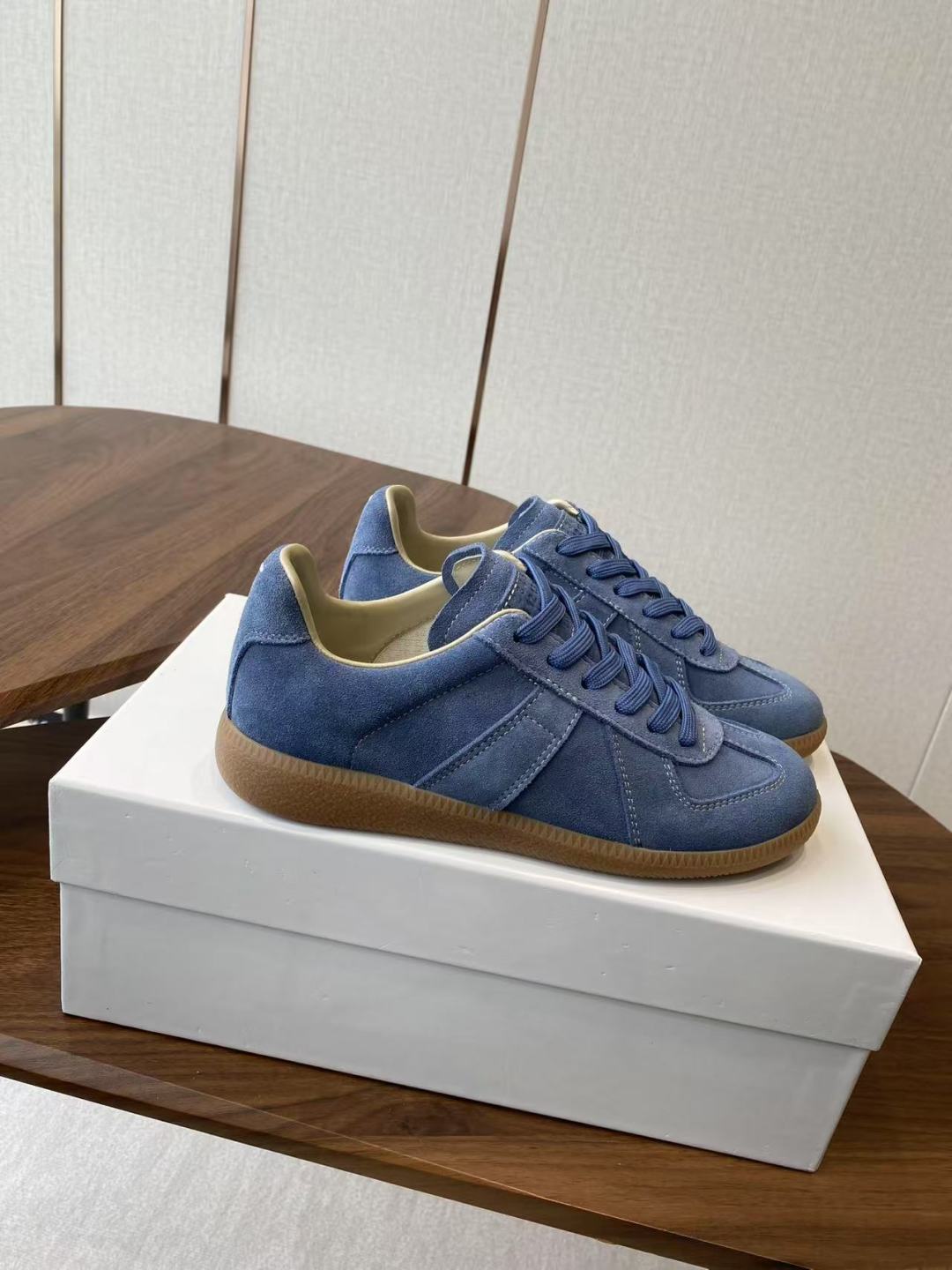 Maison Margiela MM6 Ink Graft Canvas Sneakers: German Style Leisure Shoes for Comfort and Quality - 图片 3