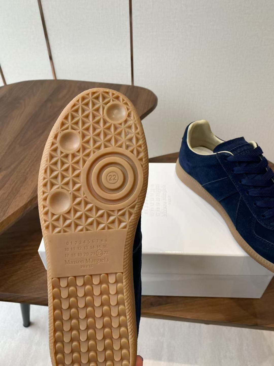 Maison Margiela MM6 Ink Graft Canvas German Sneakers – Light Luxury Design with Military Influence - 图片 9