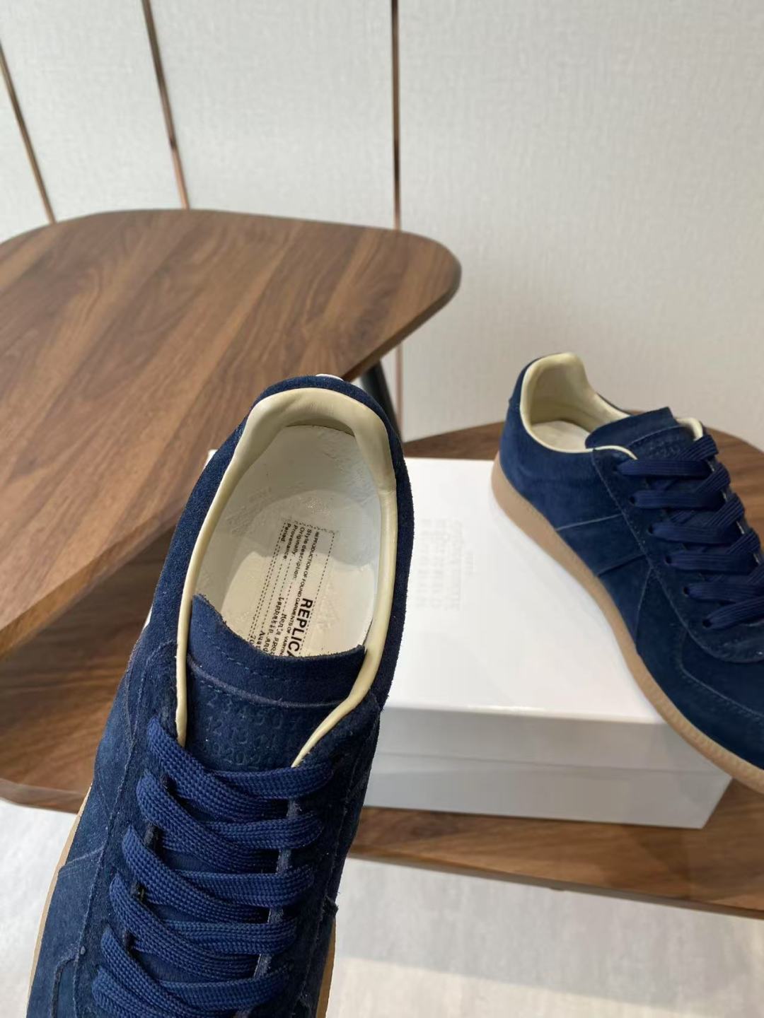Maison Margiela MM6 Ink Graft Canvas German Sneakers – Light Luxury Design with Military Influence - 图片 7