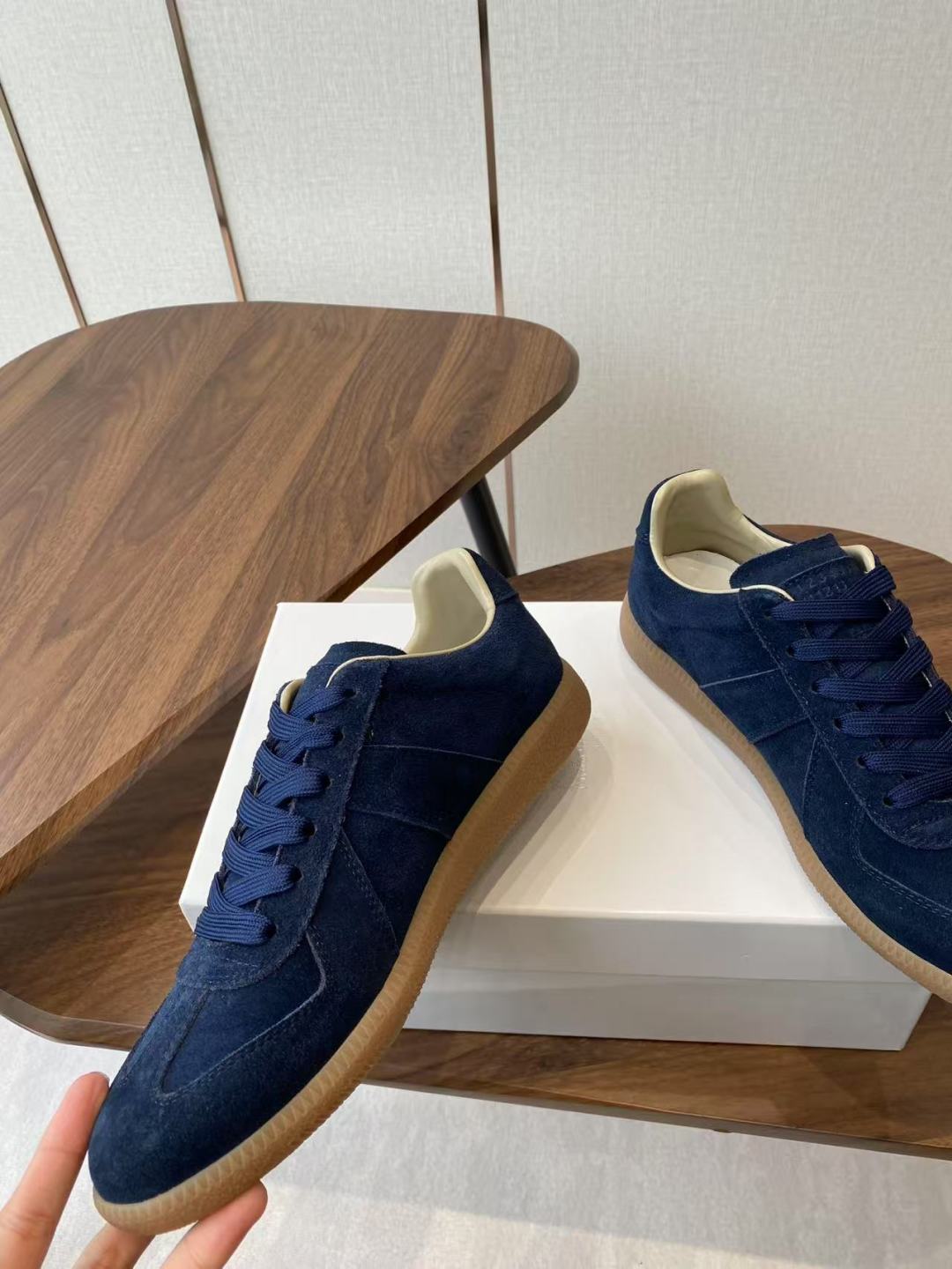 Maison Margiela MM6 Ink Graft Canvas German Sneakers – Light Luxury Design with Military Influence - 图片 5