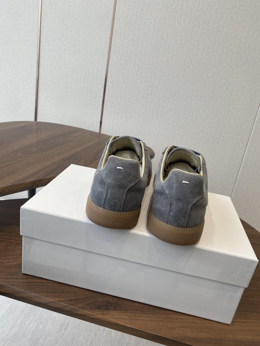 Maison Margiela MM6 Margilla Lover Ink Ink Ink Sneakers: German Design, Luxury Materials - 图片 8