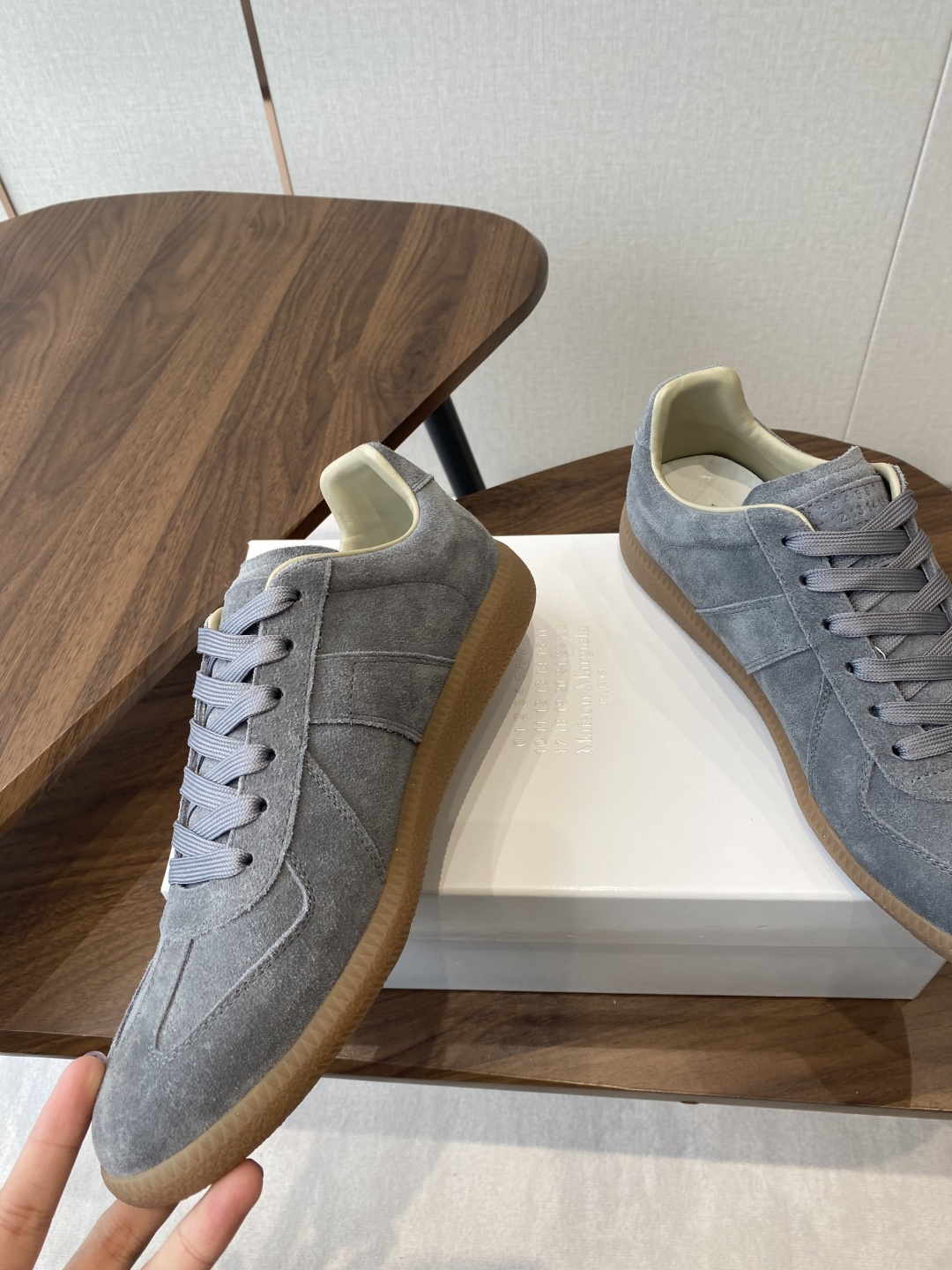 Maison Margiela MM6 Margilla Lover Ink Ink Ink Sneakers: German Design, Luxury Materials - 图片 5