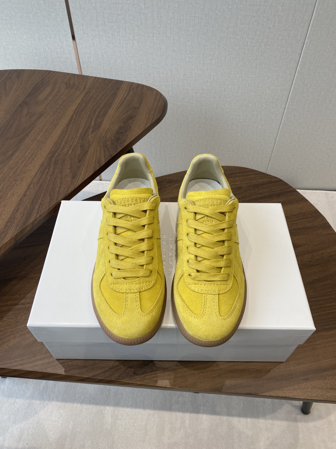 Maison Margiela MM6 Ink Graft Canvas Sneakers with German Design – Comfortable and Stylish Leisure Shoes - 图片 2