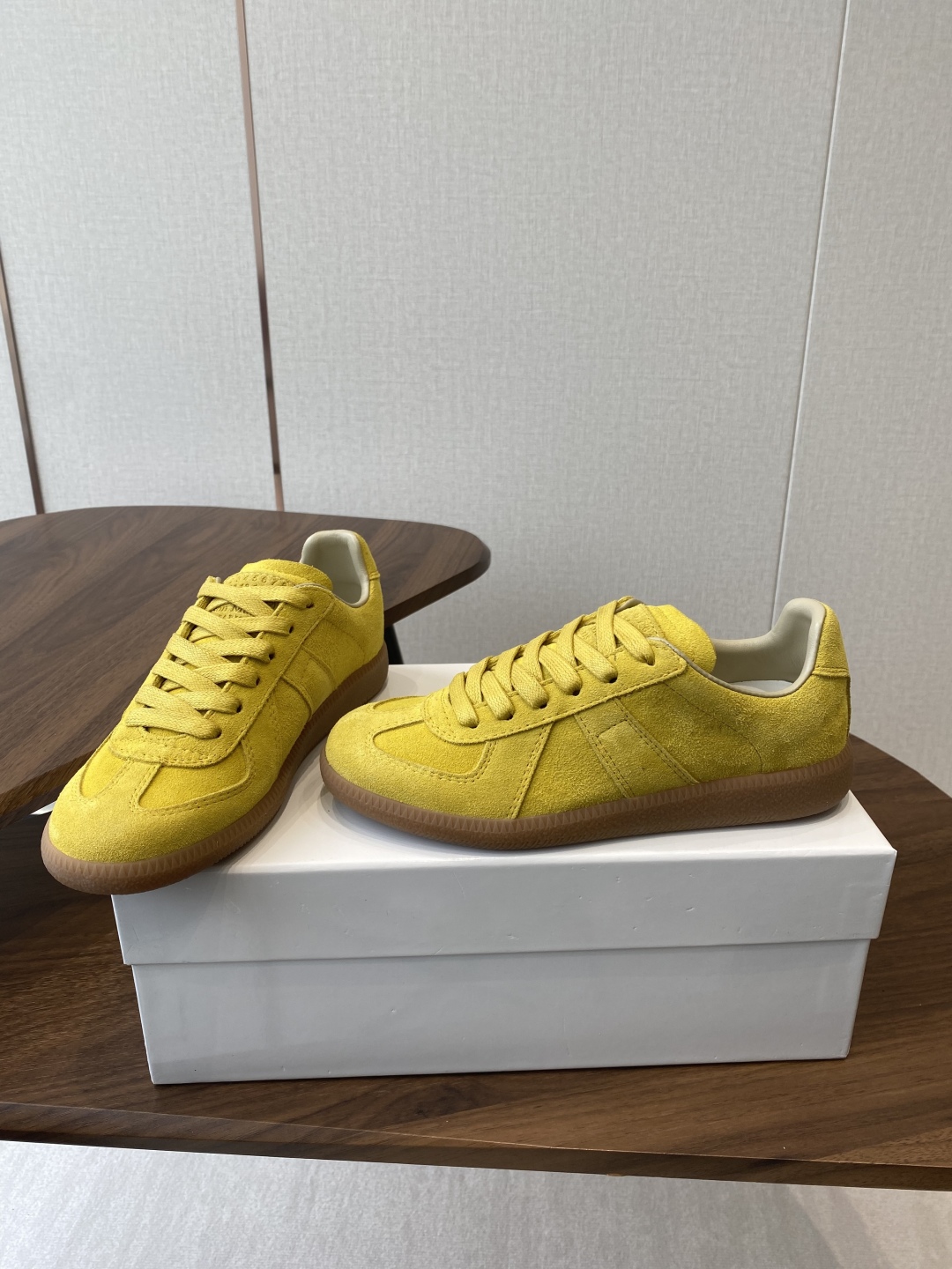 Maison Margiela MM6 Ink Graft Canvas Sneakers with German Design – Comfortable and Stylish Leisure Shoes - 图片 4
