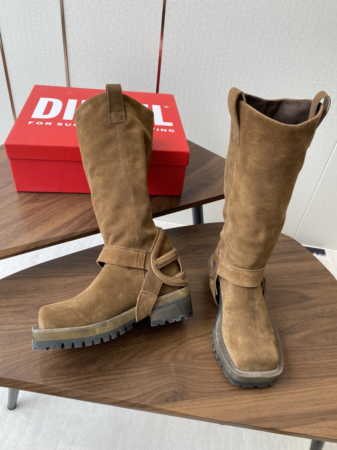 High-Quality Dissel 25s: Fall/Winter Prototype with Sheepskin, 5cm Height & Open-Slided Design - 图片 4