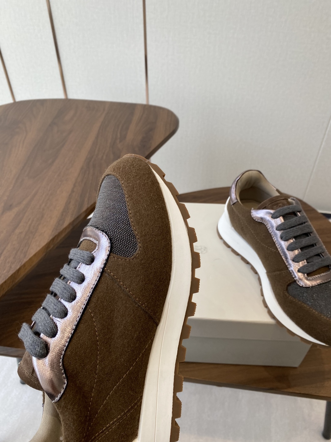 Luxury Brunello Cucinelli Shoes: Stylish Belts and Comfortable Leisure Shoes - 图片 5