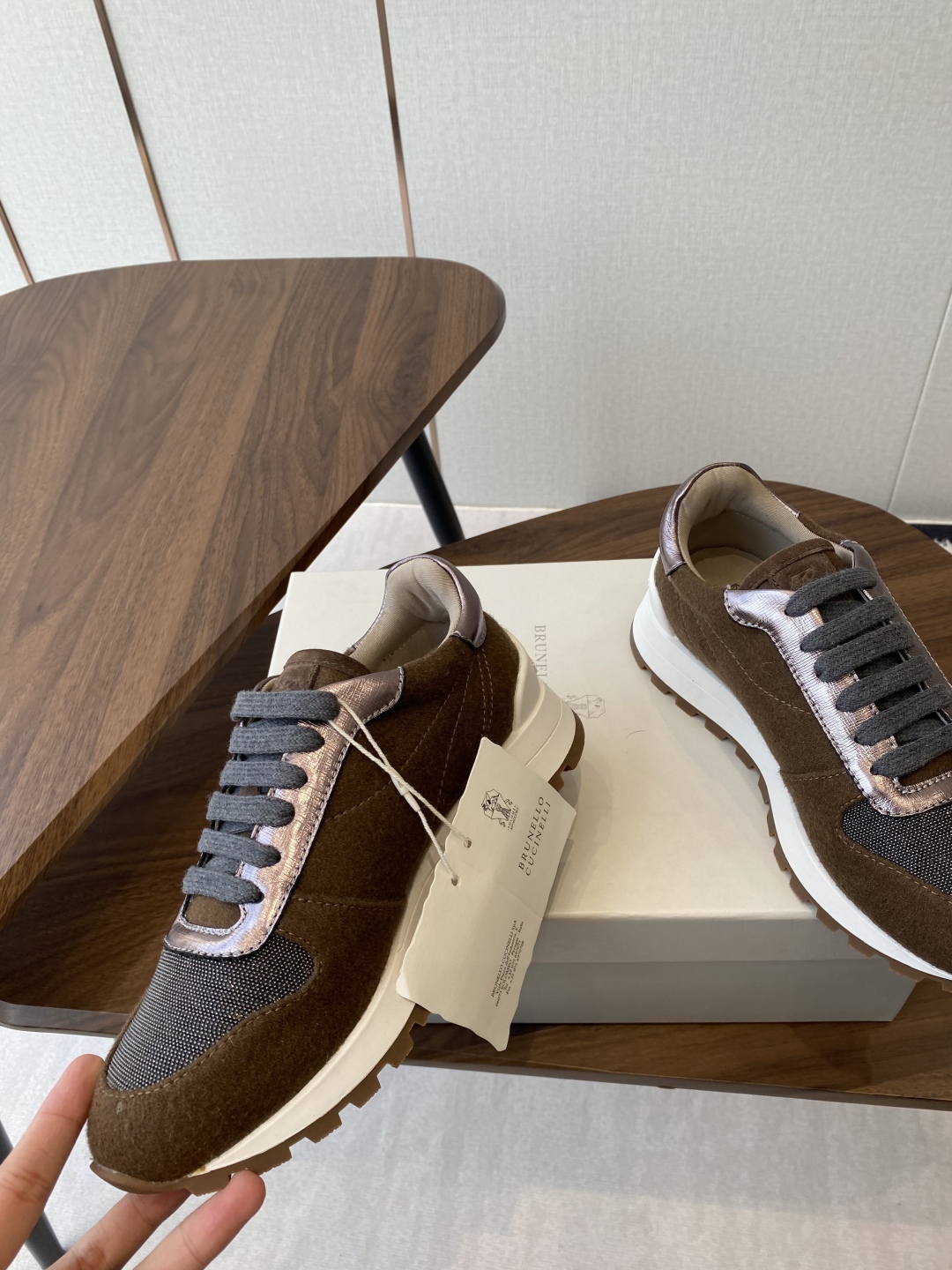 Luxury Brunello Cucinelli Shoes: Stylish Belts and Comfortable Leisure Shoes - 图片 4