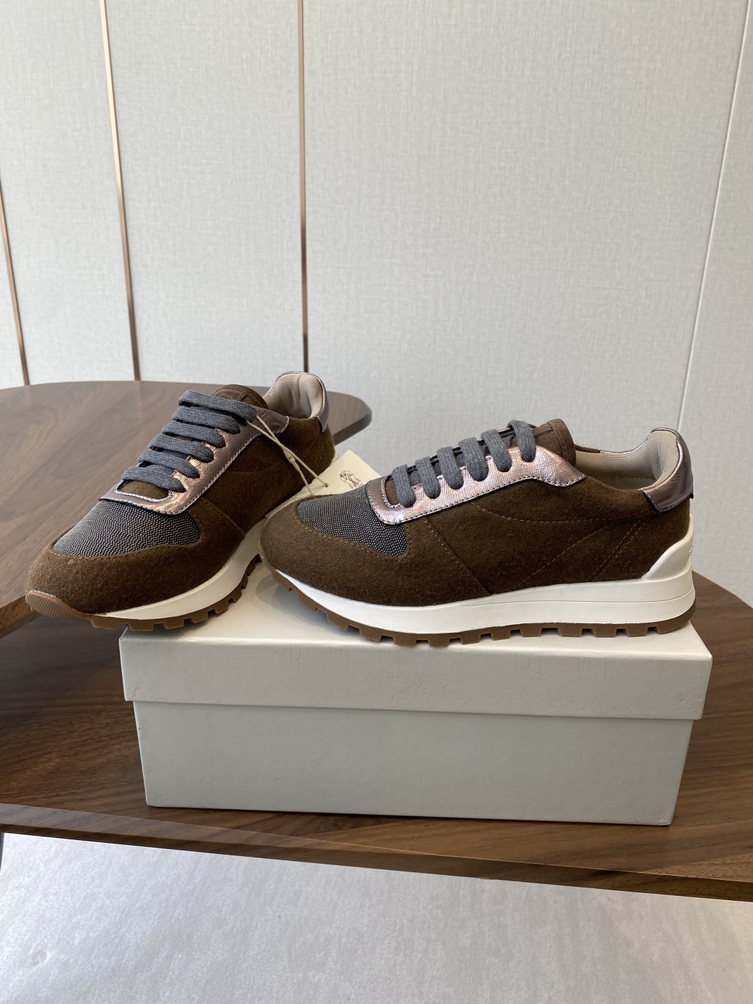 Luxury Brunello Cucinelli Shoes: Stylish Belts and Comfortable Leisure Shoes - 图片 2