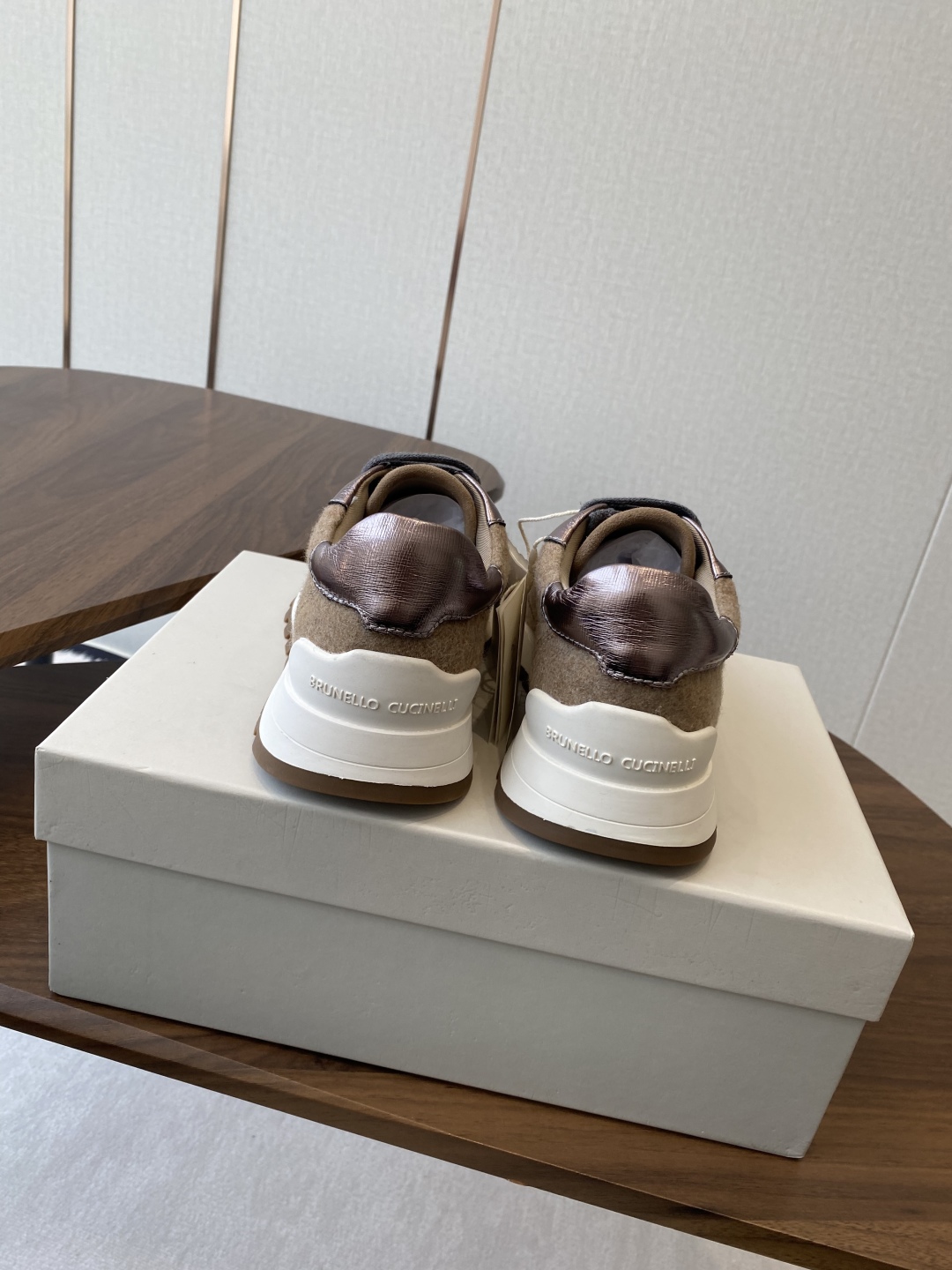 Luxury Brunello Cucinelli Shoes: Stylish Belts and Leisure Footwear with Unique Design - 图片 8