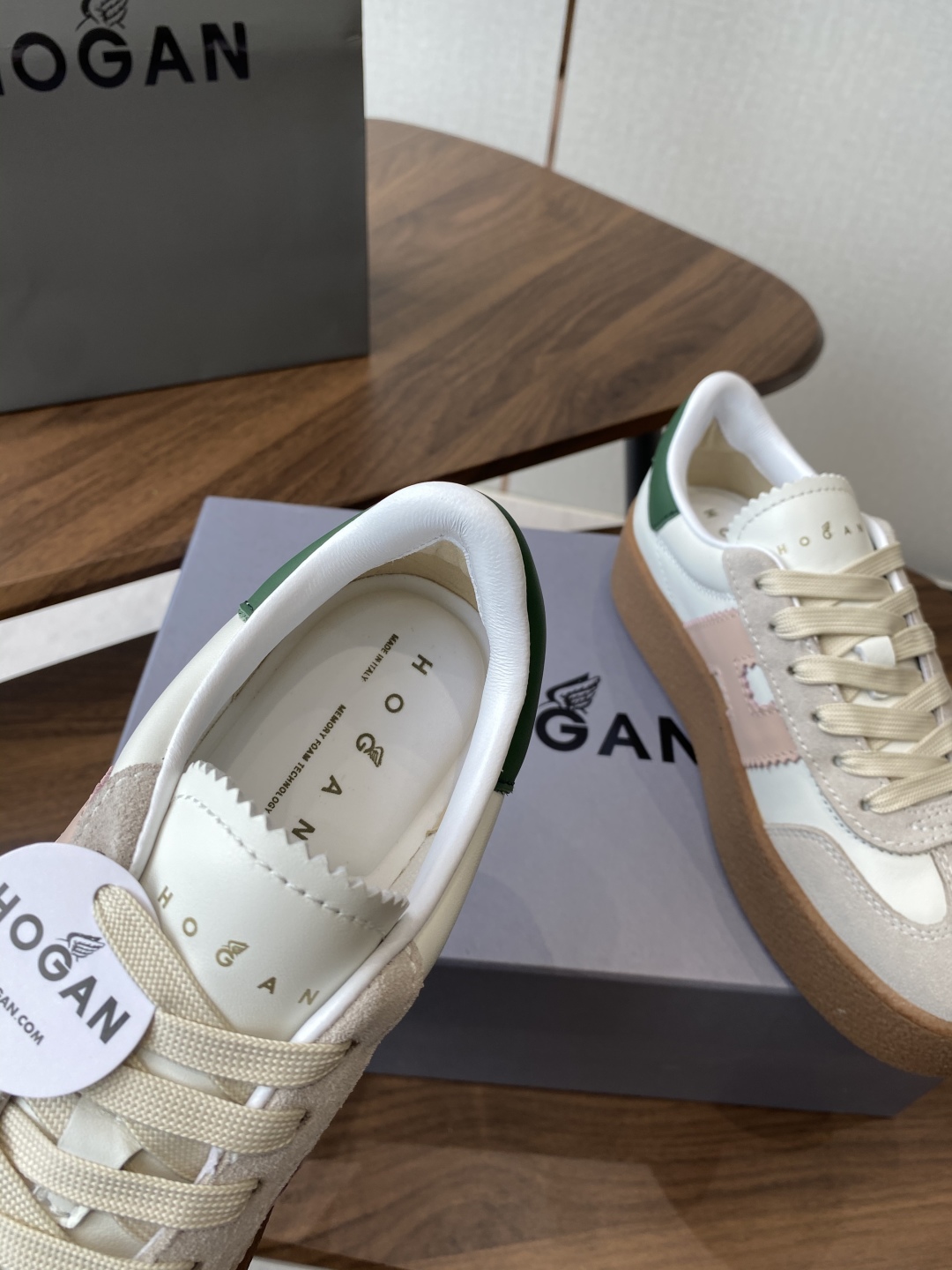 Hogan H-Stripes: Italian Crafted Stylish Comfort for Summer Fashion - 图片 8