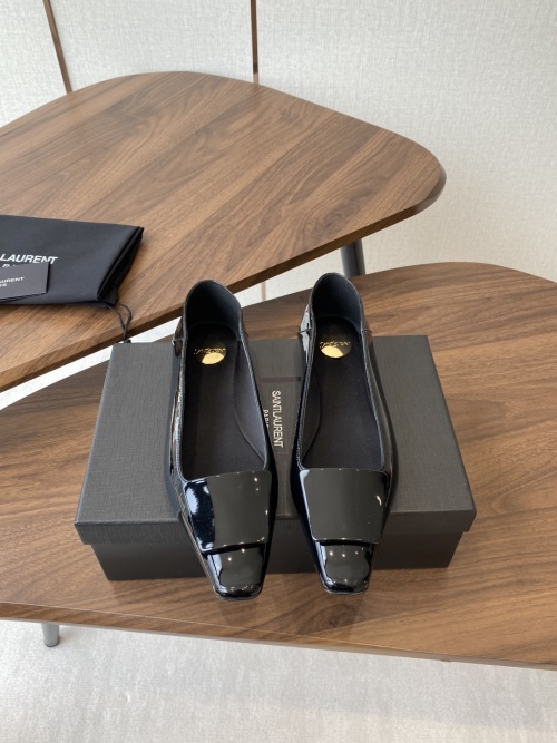 Yves Saint Laurent Women's Black Patent Leather Ballet Flats, Size 35-41 1 Yves Saint Laurent Women's Black Patent Leather Ballet Flats, Size 35-41