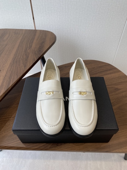 Chanel Loafers - Elegant Single Shoes for Women, Autumn/Winter Collection 1 Chanel Loafers - Elegant Single Shoes for Women, Autumn/Winter Collection