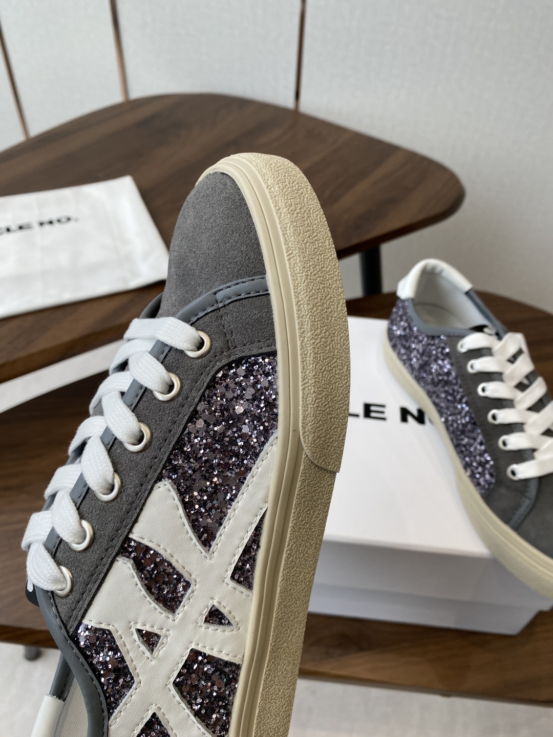 Women's Glitter Sneakers Lace-up Casual Shoes Round Toe Thick Sole Fashion shoes 7 cmp i1756880977181 7294 0 5