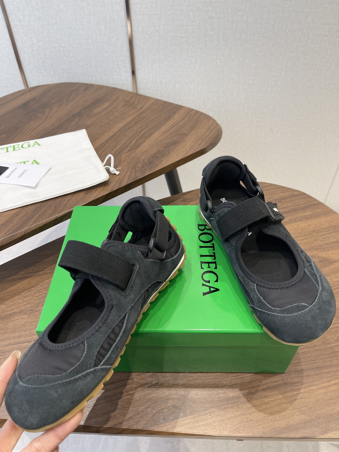 Bottega Veneta Veneta BV葆蝶家 26ss 春夏新款 玛丽珍 阿甘鞋 德训运动鞋
