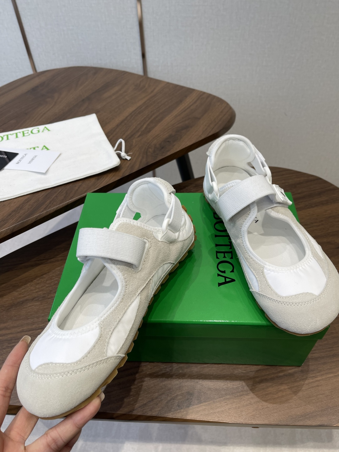 Bottega Veneta Veneta BV葆蝶家 26ss 春夏新款 玛丽珍 阿甘鞋 德训运动鞋