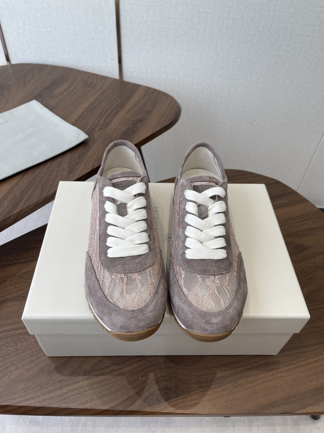 brunello cucinelli classic retro sneakers series bc es una conocida marca italiana con estilo minimalista y pura malla …