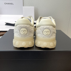 莞产Chanel26SS早春新款复古麂皮运动鞋把香奈儿的精致感穿进日常!复古厚底运动鞋,麂皮与织物拼接, 莞产Chanel26SS早春新款复古麂皮运动鞋把香奈儿的精致感穿进日常!复古厚底运动鞋,麂皮与织物拼接,