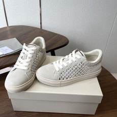 Brunello Cucinelli 26ss最新 Bc 系带 休闲鞋 鞋面进口麂皮/进口牛皮 内里进 Brunello Cucinelli 26ss最新 Bc 系带 休闲鞋 鞋面进口麂皮/进口牛皮 内里进