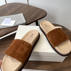 Brunello Cucinelli BC 情侣款26ss新款系列 博肯拖鞋此款凉拖鞋鞋型堪称经典,永不 Brunello Cucinelli BC 情侣款26ss新款系列 博肯拖鞋此款凉拖鞋鞋型堪称经典,永不