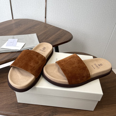 Brunello Cucinelli BC 情侣款26ss新款系列 博肯拖鞋此款凉拖鞋鞋型堪称经典,永不 Brunello Cucinelli BC 情侣款26ss新款系列 博肯拖鞋此款凉拖鞋鞋型堪称经典,永不