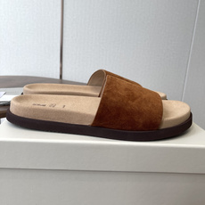 Brunello Cucinelli BC 情侣款26ss新款系列 博肯拖鞋此款凉拖鞋鞋型堪称经典,永不 Brunello Cucinelli BC 情侣款26ss新款系列 博肯拖鞋此款凉拖鞋鞋型堪称经典,永不