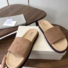 Brunello Cucinelli BC 情侣款26ss新款系列 博肯拖鞋此款凉拖鞋鞋型堪称经典,永不 Brunello Cucinelli BC 情侣款26ss新款系列 博肯拖鞋此款凉拖鞋鞋型堪称经典,永不