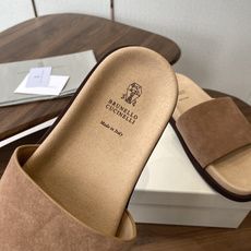 Brunello Cucinelli BC 情侣款26ss新款系列 博肯拖鞋此款凉拖鞋鞋型堪称经典,永不 Brunello Cucinelli BC 情侣款26ss新款系列 博肯拖鞋此款凉拖鞋鞋型堪称经典,永不