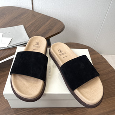 Brunello Cucinelli BC 情侣款26ss新款系列 博肯拖鞋此款凉拖鞋鞋型堪称经典,永不 Brunello Cucinelli BC 情侣款26ss新款系列 博肯拖鞋此款凉拖鞋鞋型堪称经典,永不