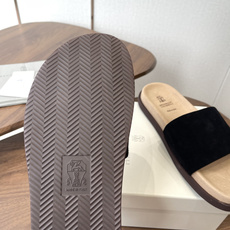 Brunello Cucinelli BC 情侣款26ss新款系列 博肯拖鞋此款凉拖鞋鞋型堪称经典,永不 Brunello Cucinelli BC 情侣款26ss新款系列 博肯拖鞋此款凉拖鞋鞋型堪称经典,永不
