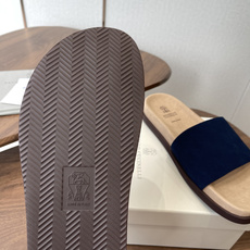 Brunello Cucinelli BC 情侣款26ss新款系列 博肯拖鞋此款凉拖鞋鞋型堪称经典,永不 Brunello Cucinelli BC 情侣款26ss新款系列 博肯拖鞋此款凉拖鞋鞋型堪称经典,永不