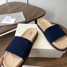 Brunello Cucinelli BC 情侣款26ss新款系列 博肯拖鞋此款凉拖鞋鞋型堪称经典,永不 Brunello Cucinelli BC 情侣款26ss新款系列 博肯拖鞋此款凉拖鞋鞋型堪称经典,永不