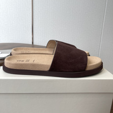 Brunello Cucinelli BC 情侣款26ss新款系列 博肯拖鞋此款凉拖鞋鞋型堪称经典,永不 Brunello Cucinelli BC 情侣款26ss新款系列 博肯拖鞋此款凉拖鞋鞋型堪称经典,永不