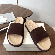 Brunello Cucinelli BC 情侣款26ss新款系列 博肯拖鞋此款凉拖鞋鞋型堪称经典,永不 Brunello Cucinelli BC 情侣款26ss新款系列 博肯拖鞋此款凉拖鞋鞋型堪称经典,永不