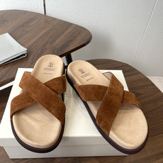 Brunello Cucinelli BC 情侣款26ss新款系列 博肯拖鞋此款凉拖鞋鞋型堪称经典,永不 Brunello Cucinelli BC 情侣款26ss新款系列 博肯拖鞋此款凉拖鞋鞋型堪称经典,永不