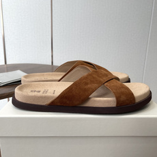 Brunello Cucinelli BC 情侣款26ss新款系列 博肯拖鞋此款凉拖鞋鞋型堪称经典,永不 Brunello Cucinelli BC 情侣款26ss新款系列 博肯拖鞋此款凉拖鞋鞋型堪称经典,永不