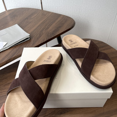 Brunello Cucinelli BC 情侣款26ss新款系列 博肯拖鞋此款凉拖鞋鞋型堪称经典,永不 Brunello Cucinelli BC 情侣款26ss新款系列 博肯拖鞋此款凉拖鞋鞋型堪称经典,永不