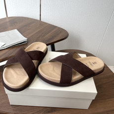 Brunello Cucinelli BC 情侣款26ss新款系列 博肯拖鞋此款凉拖鞋鞋型堪称经典,永不 Brunello Cucinelli BC 情侣款26ss新款系列 博肯拖鞋此款凉拖鞋鞋型堪称经典,永不