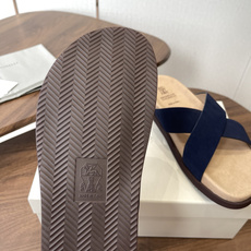 Brunello Cucinelli BC 情侣款26ss新款系列 博肯拖鞋此款凉拖鞋鞋型堪称经典,永不 Brunello Cucinelli BC 情侣款26ss新款系列 博肯拖鞋此款凉拖鞋鞋型堪称经典,永不