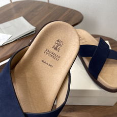 Brunello Cucinelli BC 情侣款26ss新款系列 博肯拖鞋此款凉拖鞋鞋型堪称经典,永不 Brunello Cucinelli BC 情侣款26ss新款系列 博肯拖鞋此款凉拖鞋鞋型堪称经典,永不