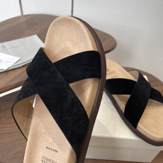 Brunello Cucinelli BC 情侣款26ss新款系列 博肯拖鞋此款凉拖鞋鞋型堪称经典,永不 Brunello Cucinelli BC 情侣款26ss新款系列 博肯拖鞋此款凉拖鞋鞋型堪称经典,永不