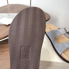 Brunello Cucinelli BC 情侣款26ss新款系列 博肯拖鞋此款凉拖鞋鞋型堪称经典,永不 Brunello Cucinelli BC 情侣款26ss新款系列 博肯拖鞋此款凉拖鞋鞋型堪称经典,永不