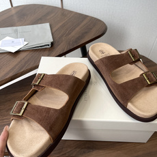 Brunello Cucinelli BC 情侣款26ss新款系列 博肯拖鞋此款凉拖鞋鞋型堪称经典,永不 Brunello Cucinelli BC 情侣款26ss新款系列 博肯拖鞋此款凉拖鞋鞋型堪称经典,永不