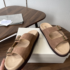Brunello Cucinelli BC 情侣款26ss新款系列 博肯拖鞋此款凉拖鞋鞋型堪称经典,永不 Brunello Cucinelli BC 情侣款26ss新款系列 博肯拖鞋此款凉拖鞋鞋型堪称经典,永不