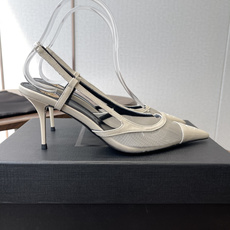 Saint Laurent 圣罗兰 26WF早春尖头 高跟 凉鞋简直是为想在夏日slay全场的姐妹而生! Saint Laurent 圣罗兰 26WF早春尖头 高跟 凉鞋简直是为想在夏日slay全场的姐妹而生!
