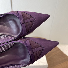 Jimmy Choo 26ss 春夏 系列JC新款 高跟凉鞋模糊鞋履与珠宝配饰之间的界线 鲜明 Jimm Jimmy Choo 26ss 春夏 系列JC新款 高跟凉鞋模糊鞋履与珠宝配饰之间的界线 鲜明 Jimm