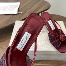 Jimmy Choo 26ss 春夏 系列JC新款 高跟拖鞋 凉鞋模糊鞋履与珠宝配饰之间的界线 鲜明 J Jimmy Choo 26ss 春夏 系列JC新款 高跟拖鞋 凉鞋模糊鞋履与珠宝配饰之间的界线 鲜明 J