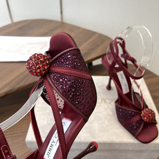 Jimmy Choo 26ss 春夏 系列JC新款 高跟拖鞋 凉鞋模糊鞋履与珠宝配饰之间的界线 鲜明 J Jimmy Choo 26ss 春夏 系列JC新款 高跟拖鞋 凉鞋模糊鞋履与珠宝配饰之间的界线 鲜明 J