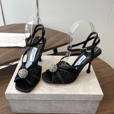 Jimmy Choo 26ss 春夏 系列JC新款 高跟拖鞋 凉鞋模糊鞋履与珠宝配饰之间的界线 鲜明 J Jimmy Choo 26ss 春夏 系列JC新款 高跟拖鞋 凉鞋模糊鞋履与珠宝配饰之间的界线 鲜明 J